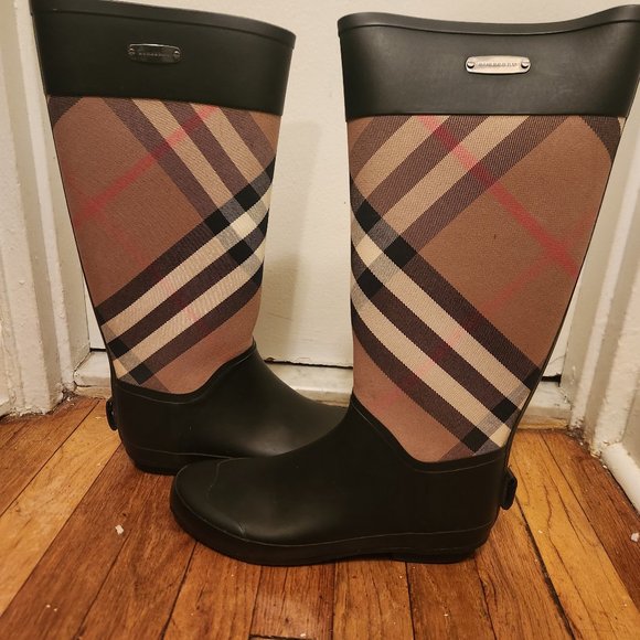 Burberry Women's Rain Boots - Picture 1 of 3